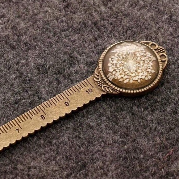 NEW Vintage Style Dried Flowers Bookmark and Ruler Multiple Colors Available - Picture 4 of 8